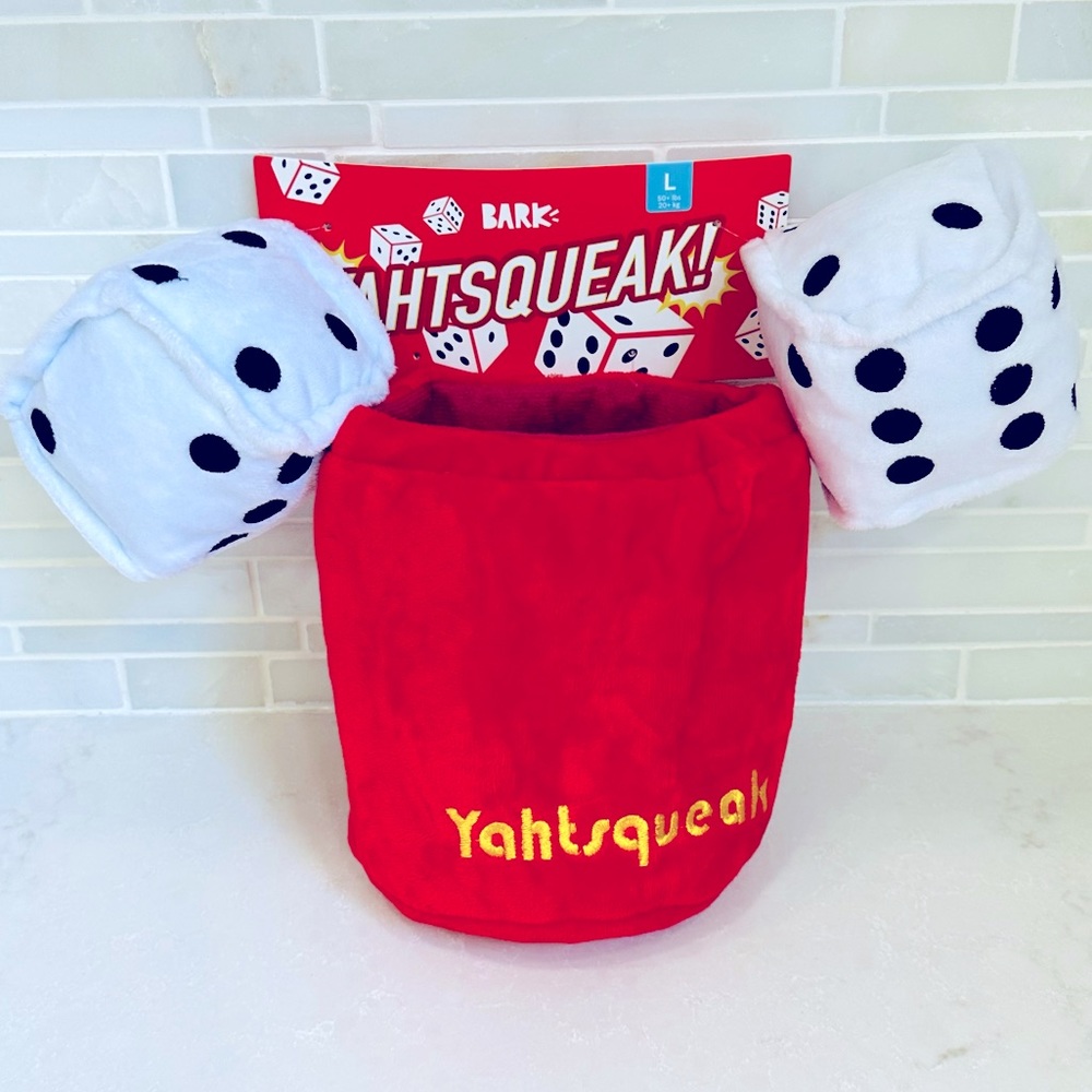 NWT Bark Box Yahtsqueak Multi-Part Dog Toy Squeaky Crinkle Large